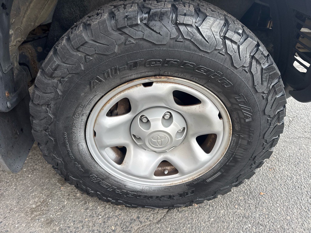 2010 Toyota Tacoma Image 12