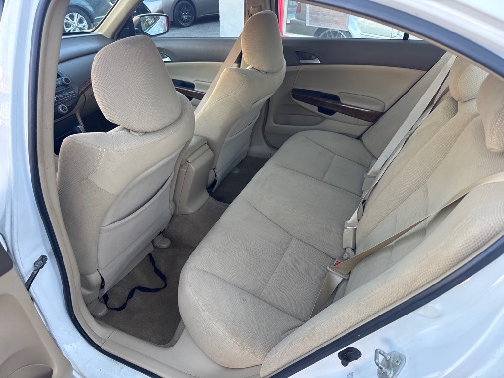 2008 Honda Accord Image 17