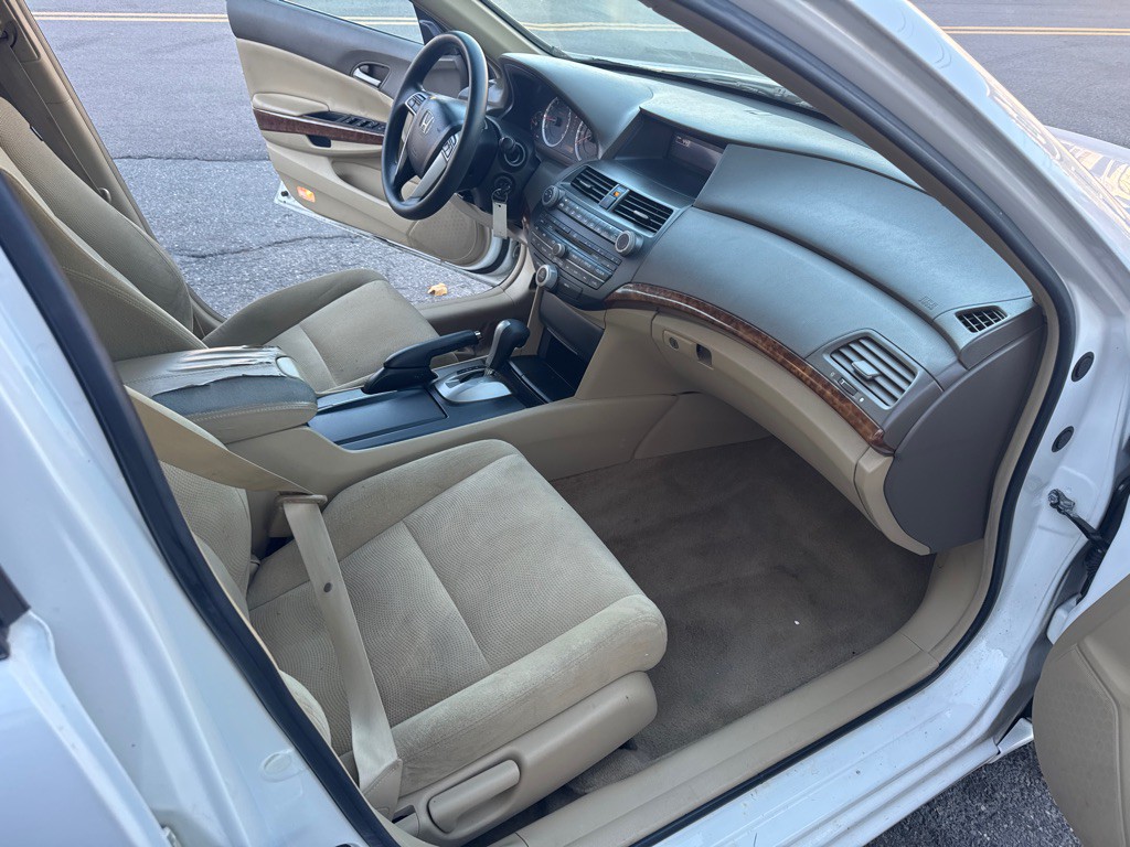 2008 Honda Accord Image 19