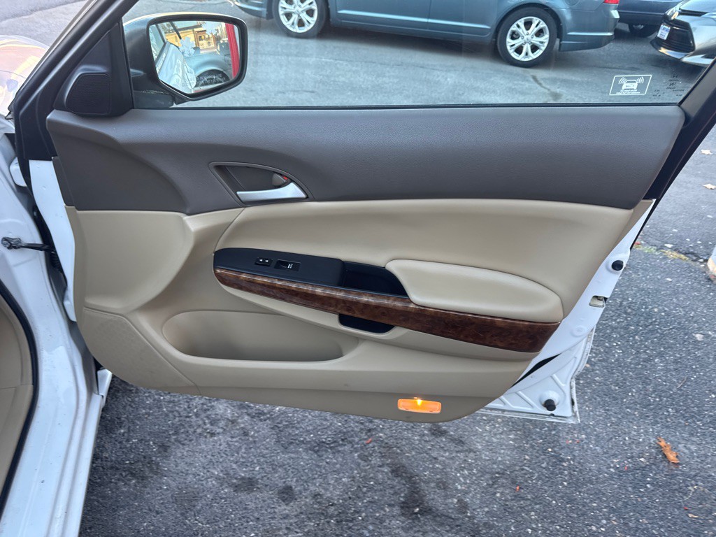 2008 Honda Accord Image 20