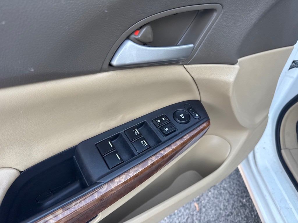 2008 Honda Accord Image 25