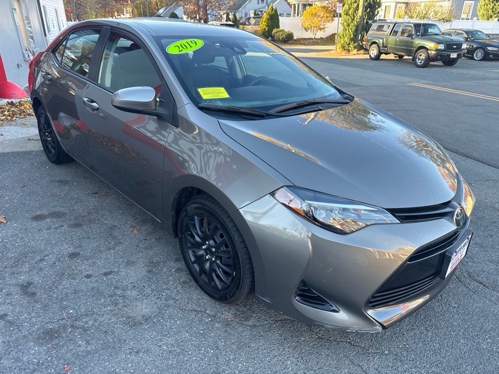 2019 Toyota Corolla Image 3