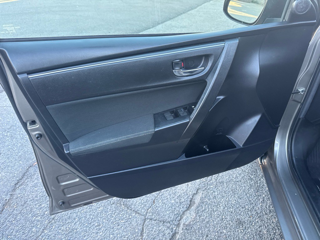 2019 Toyota Corolla Image 15