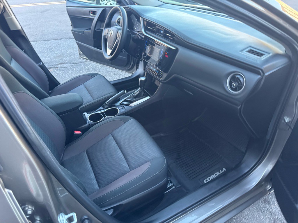 2019 Toyota Corolla Image 18