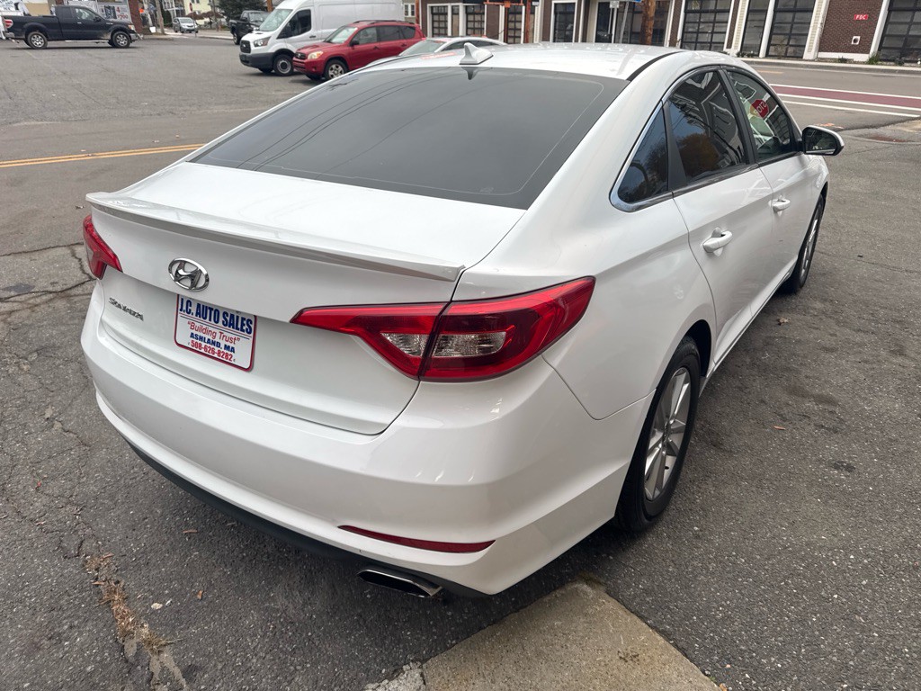 2016 Hyundai Sonata Image 4