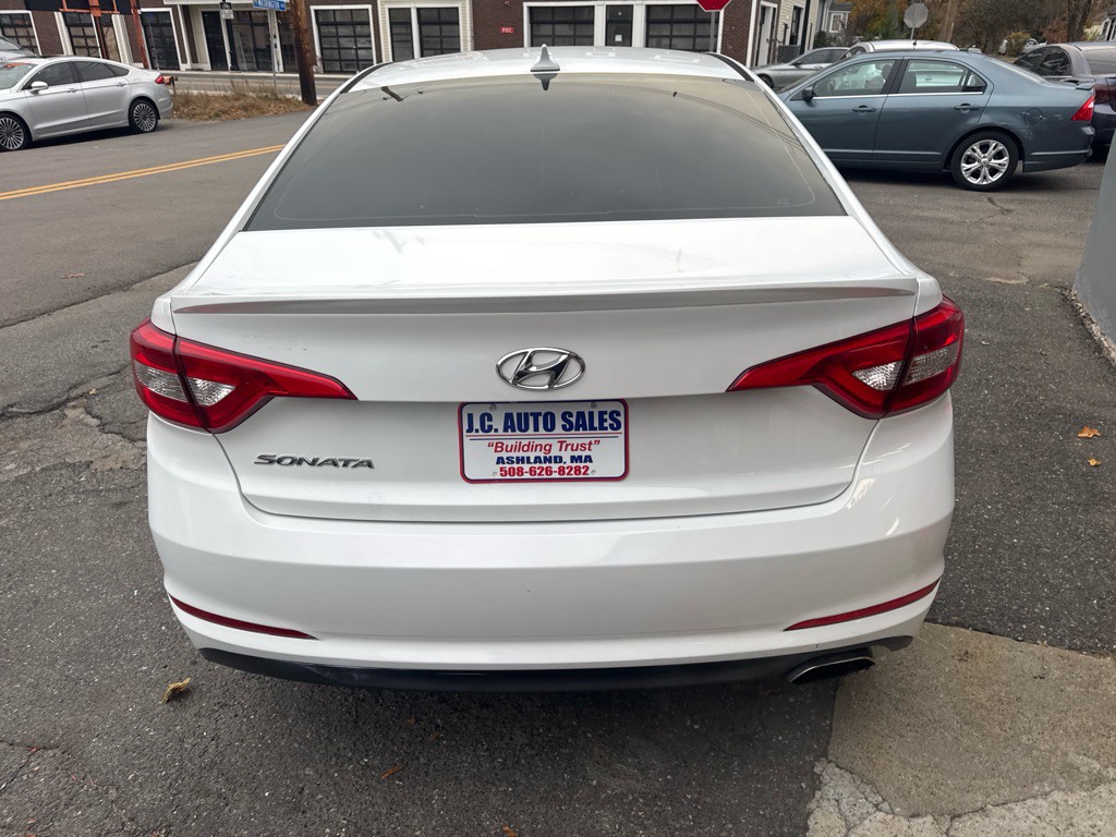 2016 Hyundai Sonata Image 5