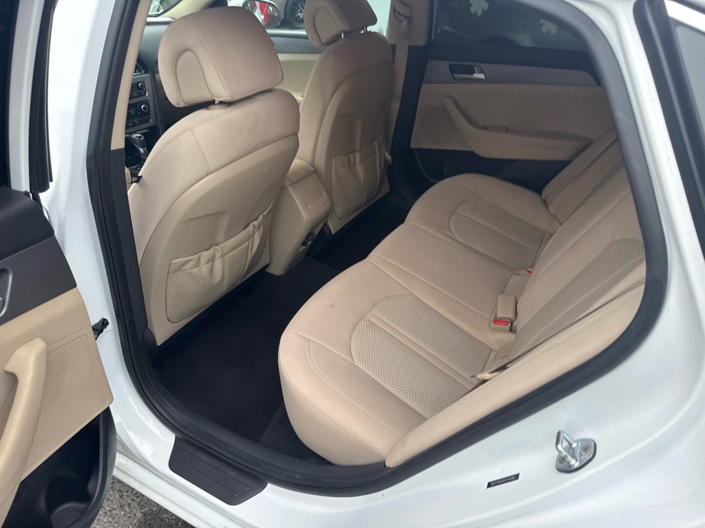 2016 Hyundai Sonata Image 15