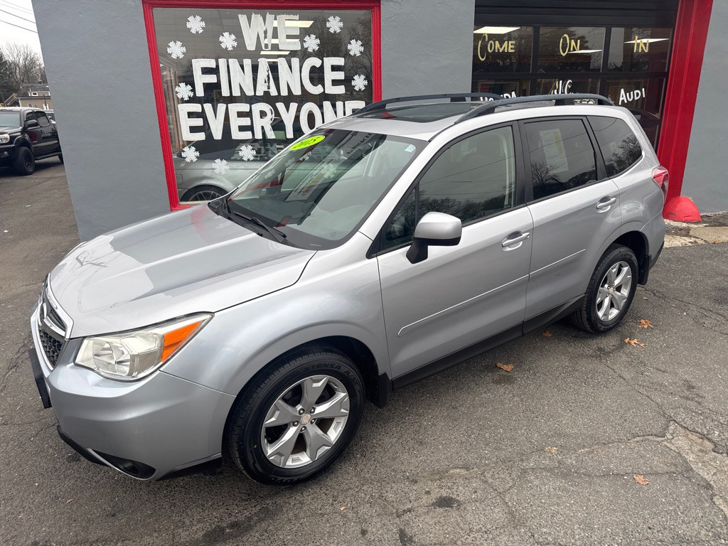 2015 Subaru Forester Image 9