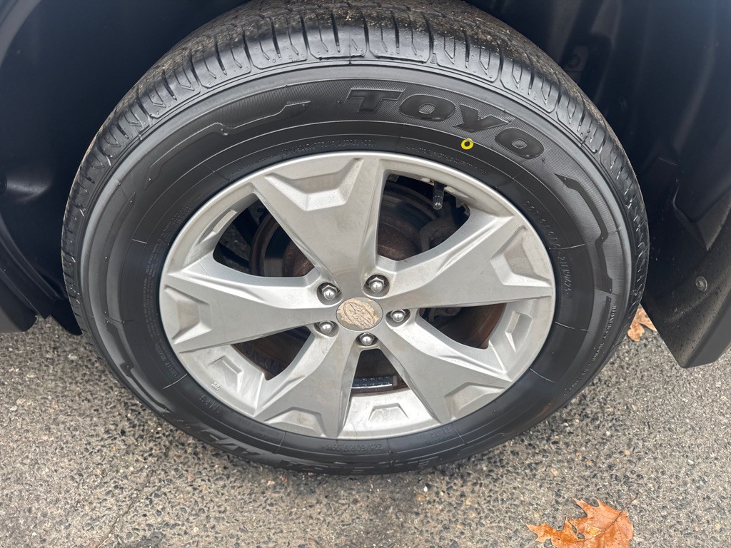 2015 Subaru Forester Image 12