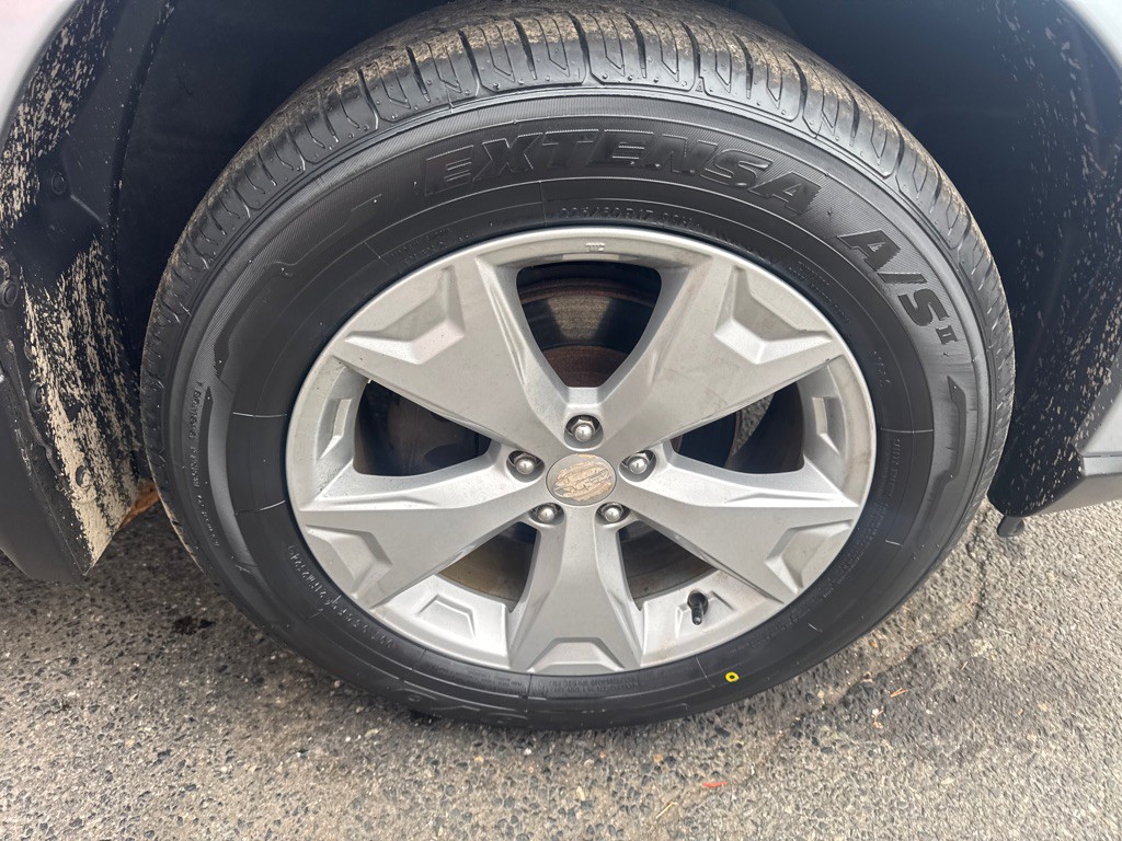 2015 Subaru Forester Image 14