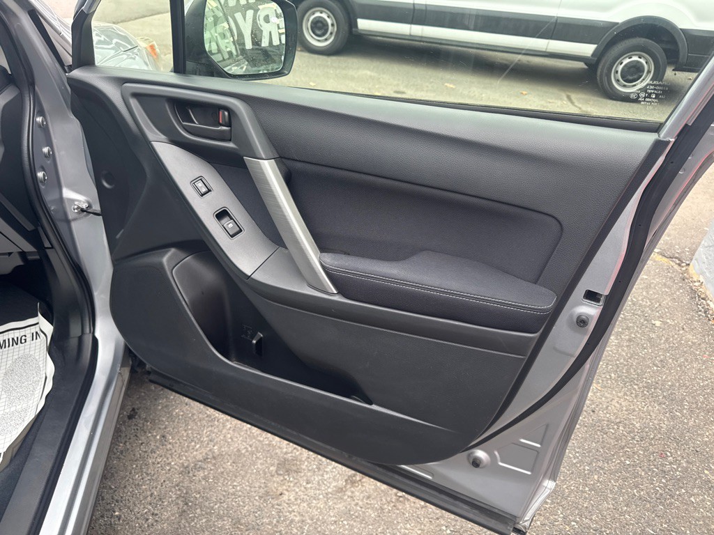 2015 Subaru Forester Image 20