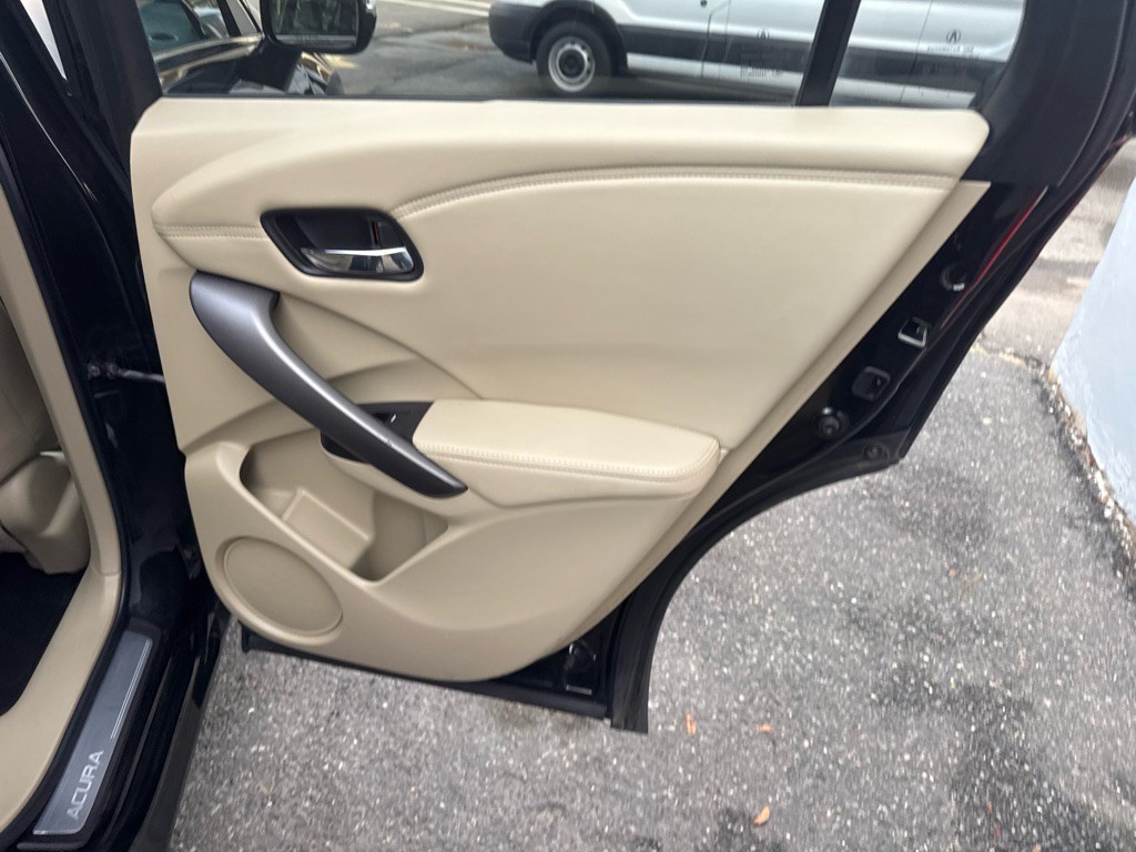 2015 Acura RDX Image 24