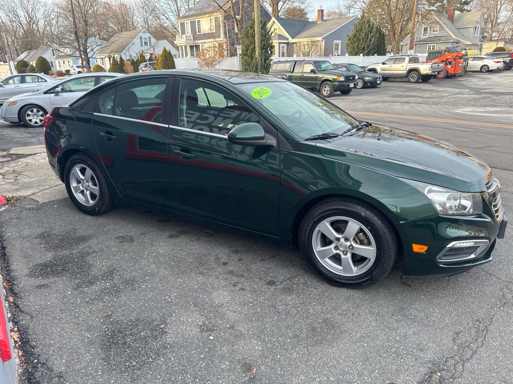 2015 Chevrolet Cruze Image 4