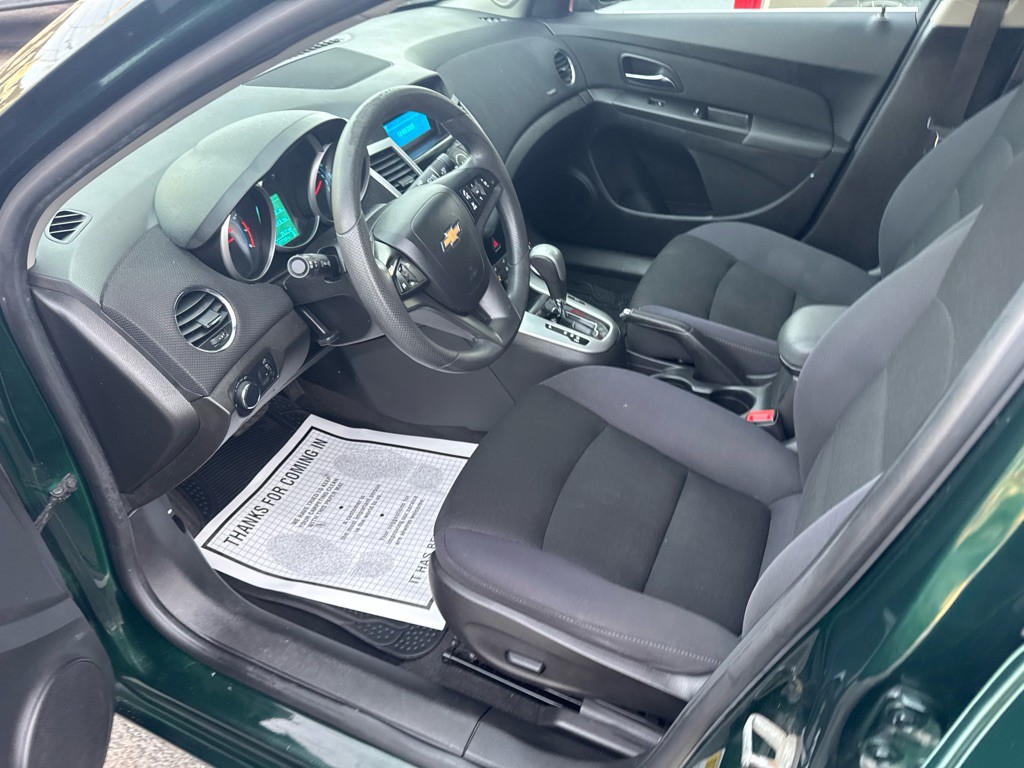 2015 Chevrolet Cruze Image 14