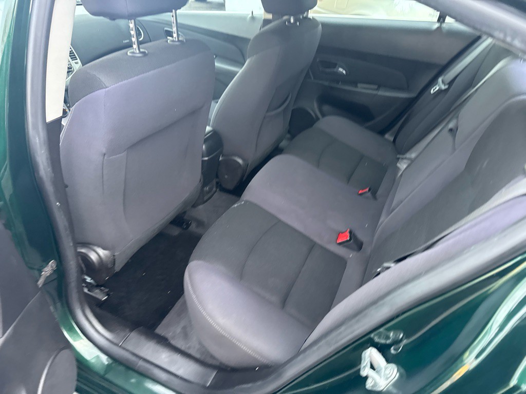 2015 Chevrolet Cruze Image 16