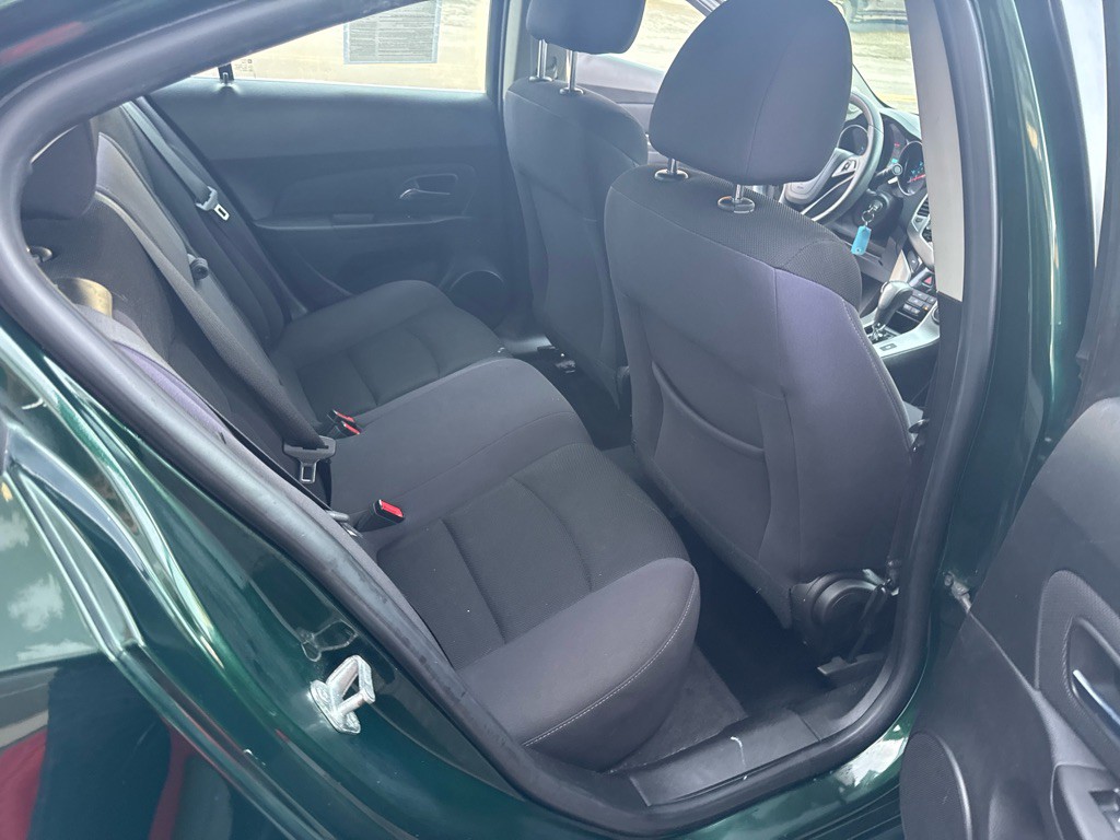 2015 Chevrolet Cruze Image 20