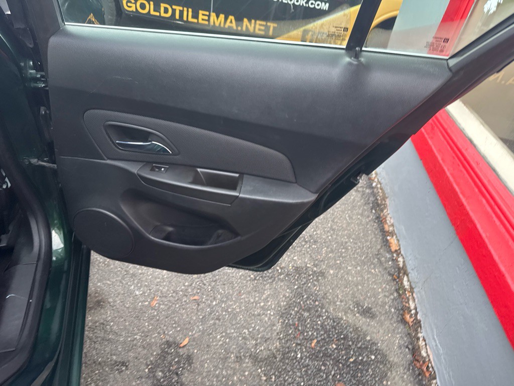 2015 Chevrolet Cruze Image 21