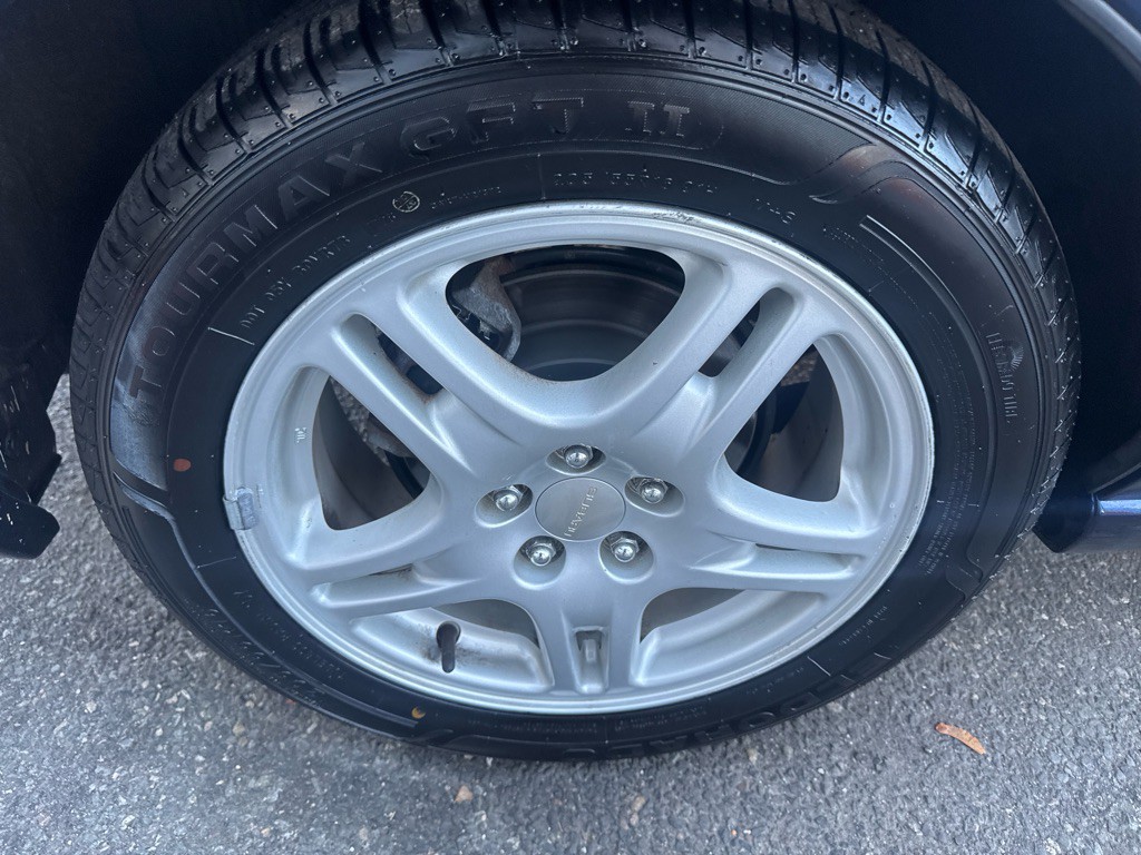 2005 Subaru Impreza Image 12