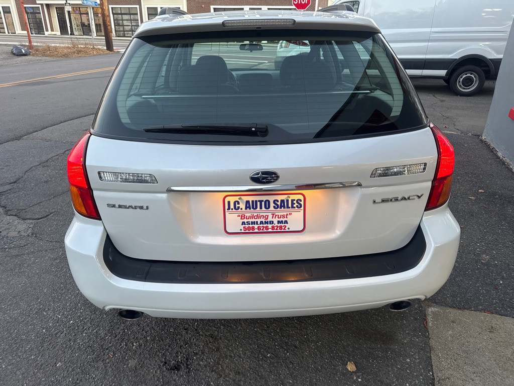 2005 Subaru Legacy Image 6
