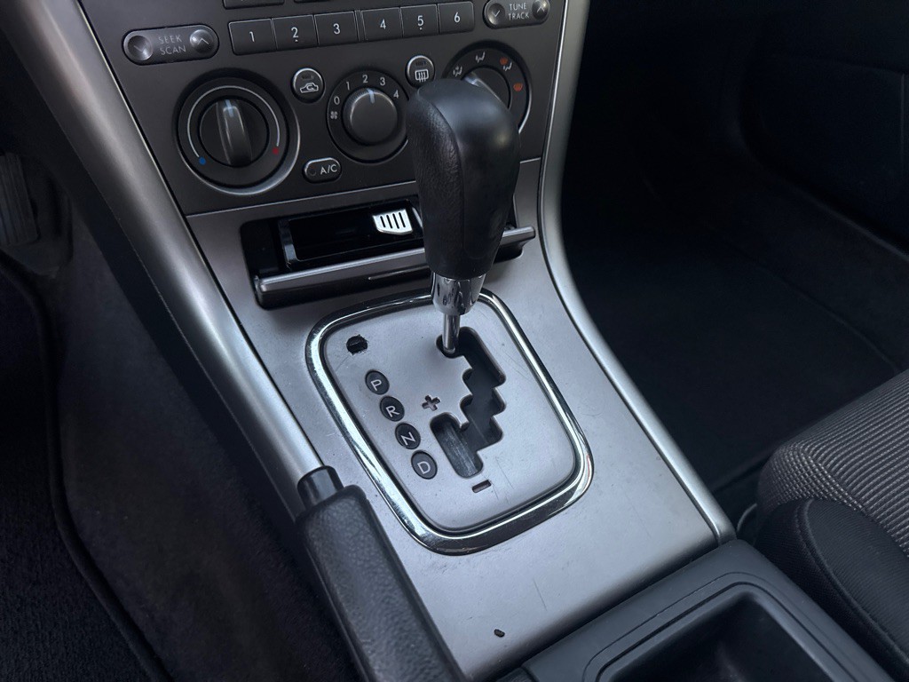 2005 Subaru Legacy Image 28
