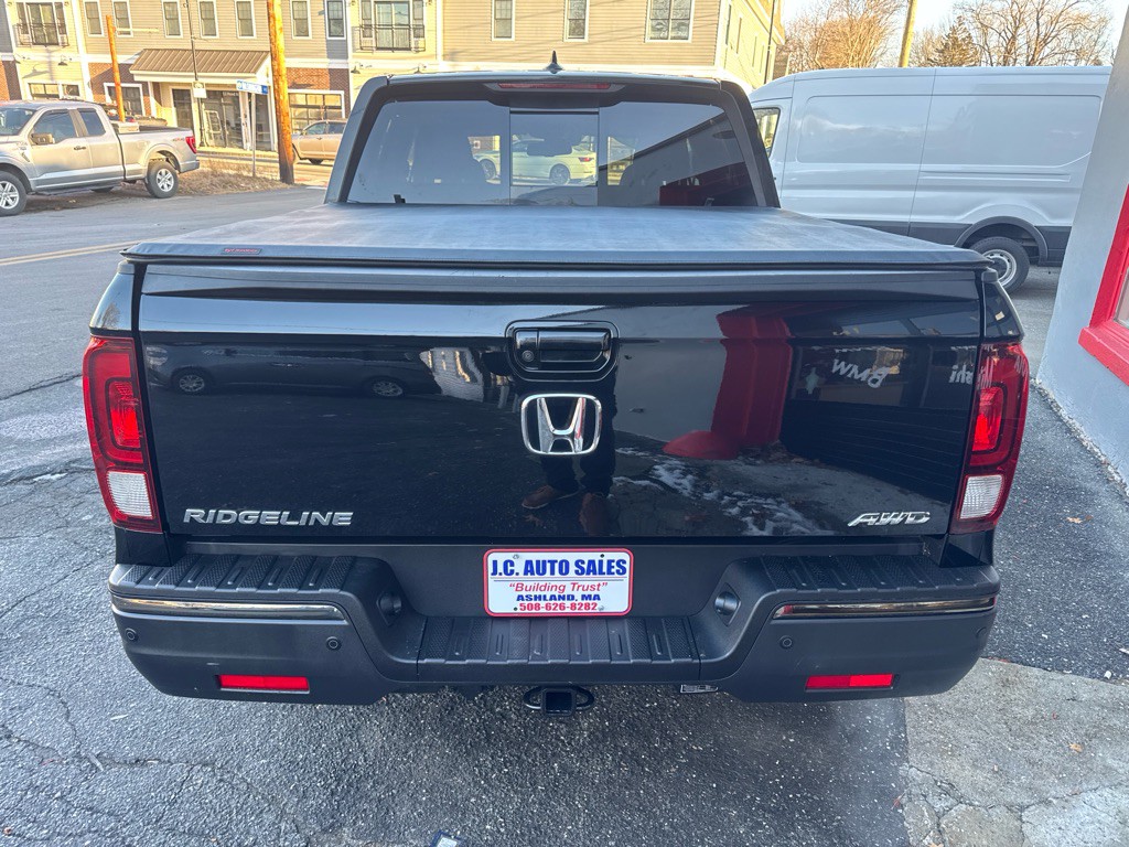 2019 Honda Ridgeline Image 6