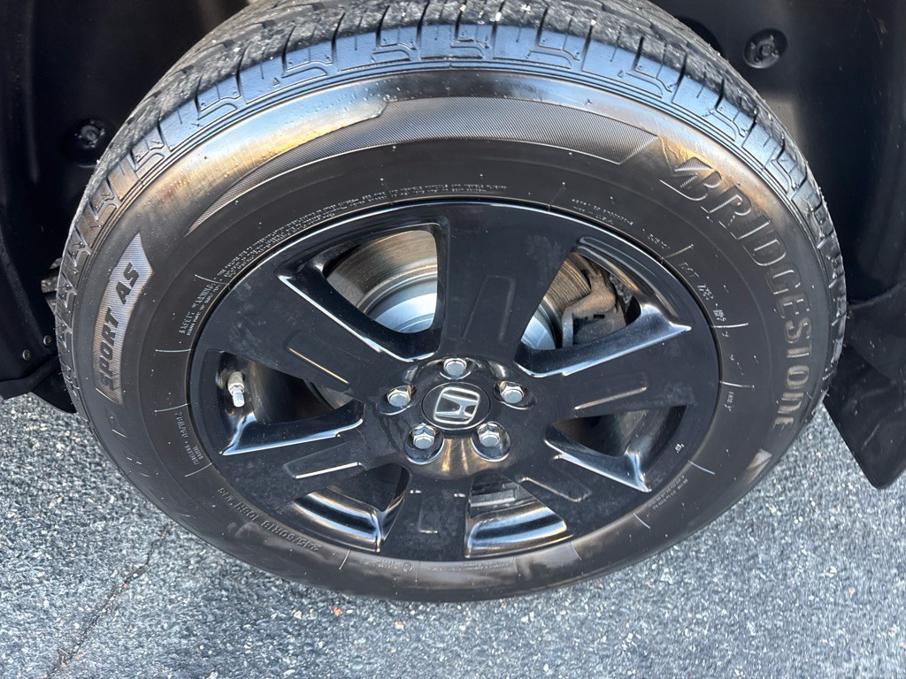 2019 Honda Ridgeline Image 12