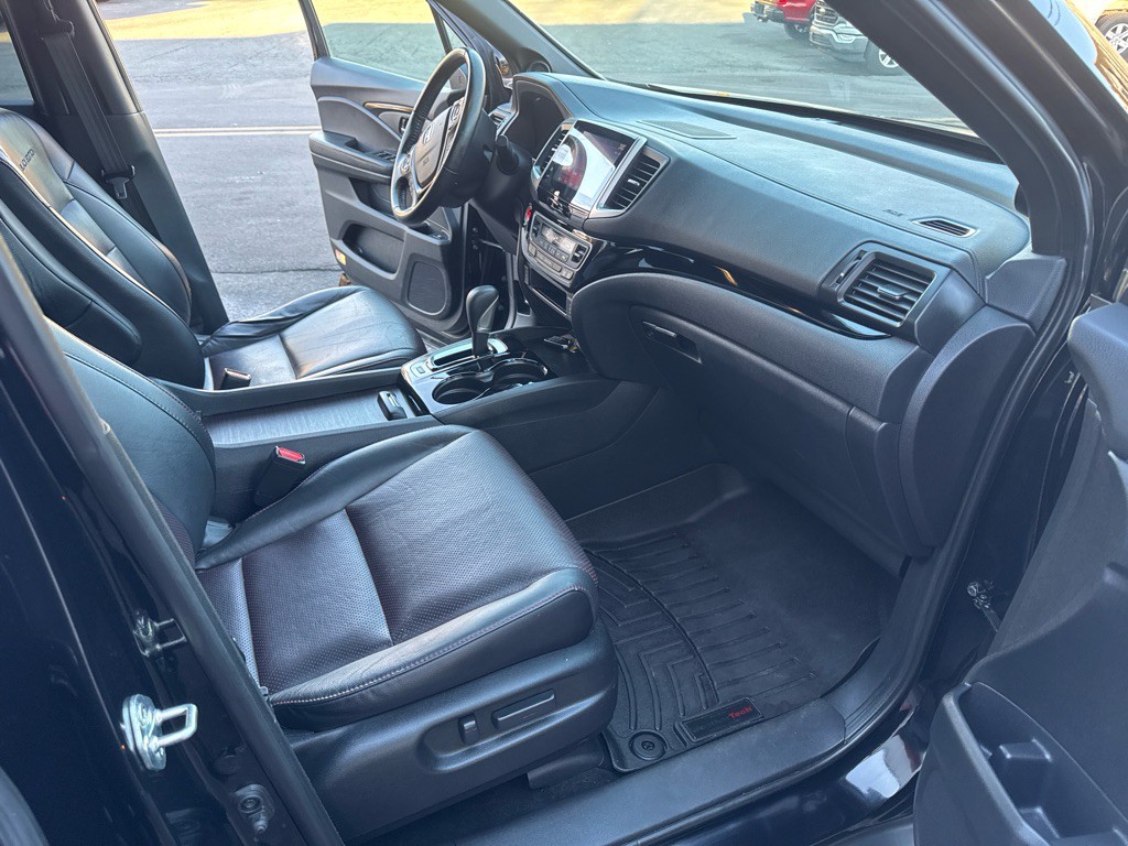2019 Honda Ridgeline Image 20