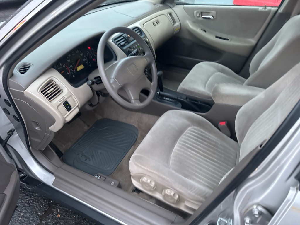 1998 Honda Accord Image 14