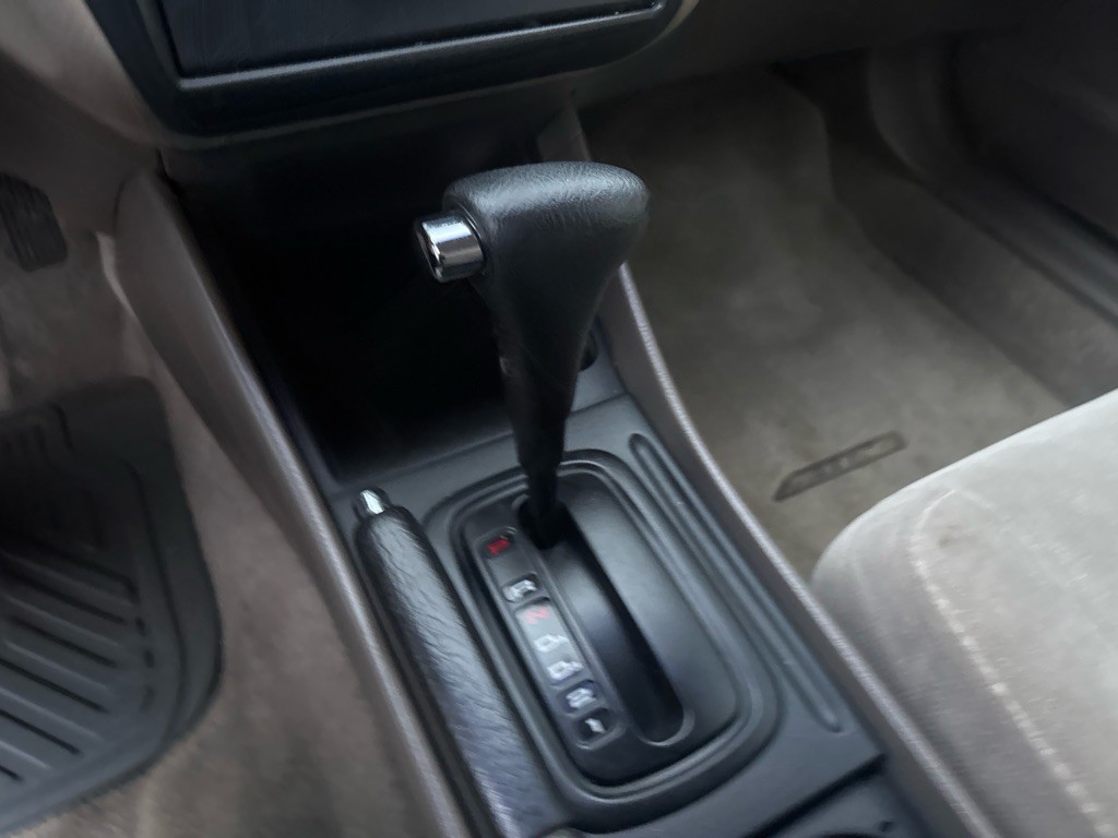 1998 Honda Accord Image 26