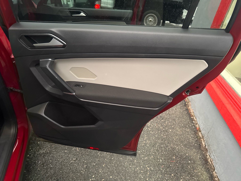 2018 Volkswagen Tiguan Image 22