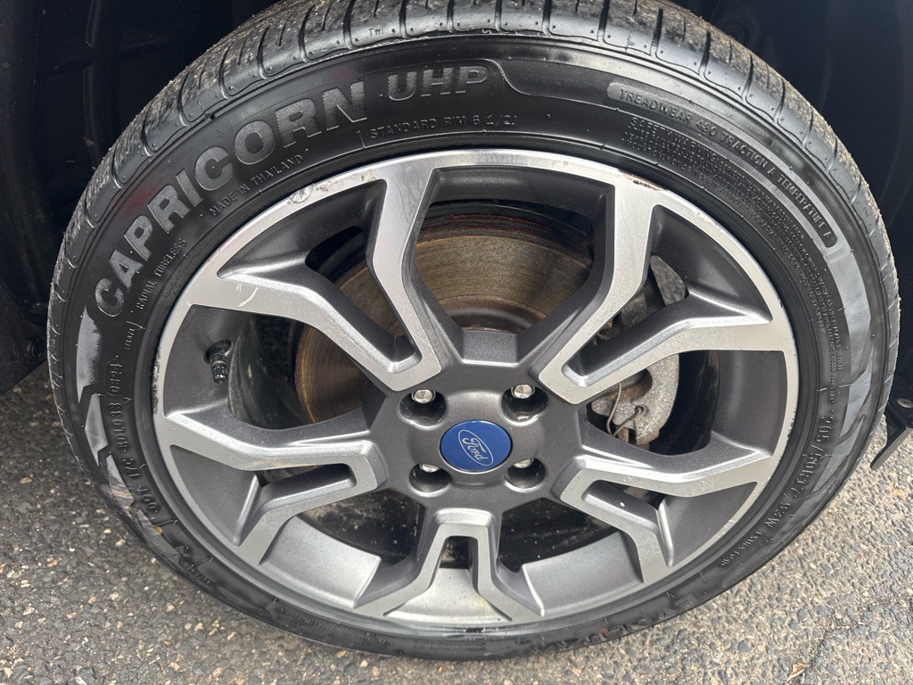 2019 Ford Econoline Image 13