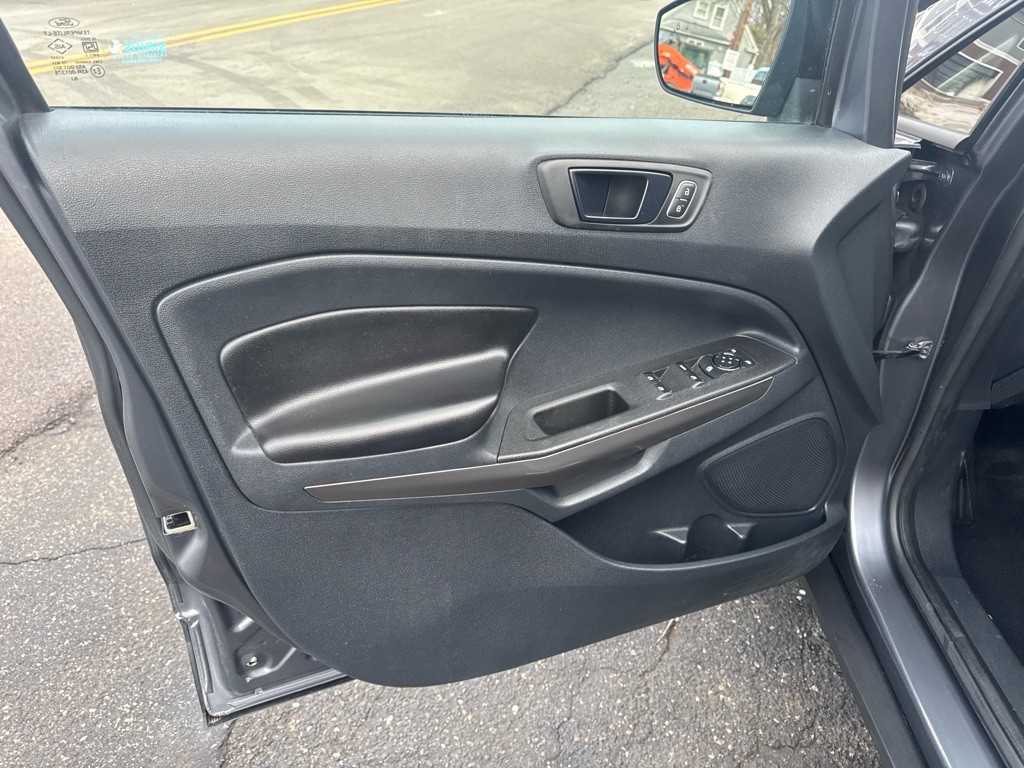 2019 Ford Econoline Image 15