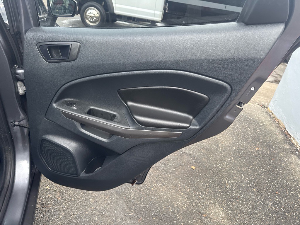 2019 Ford Econoline Image 22