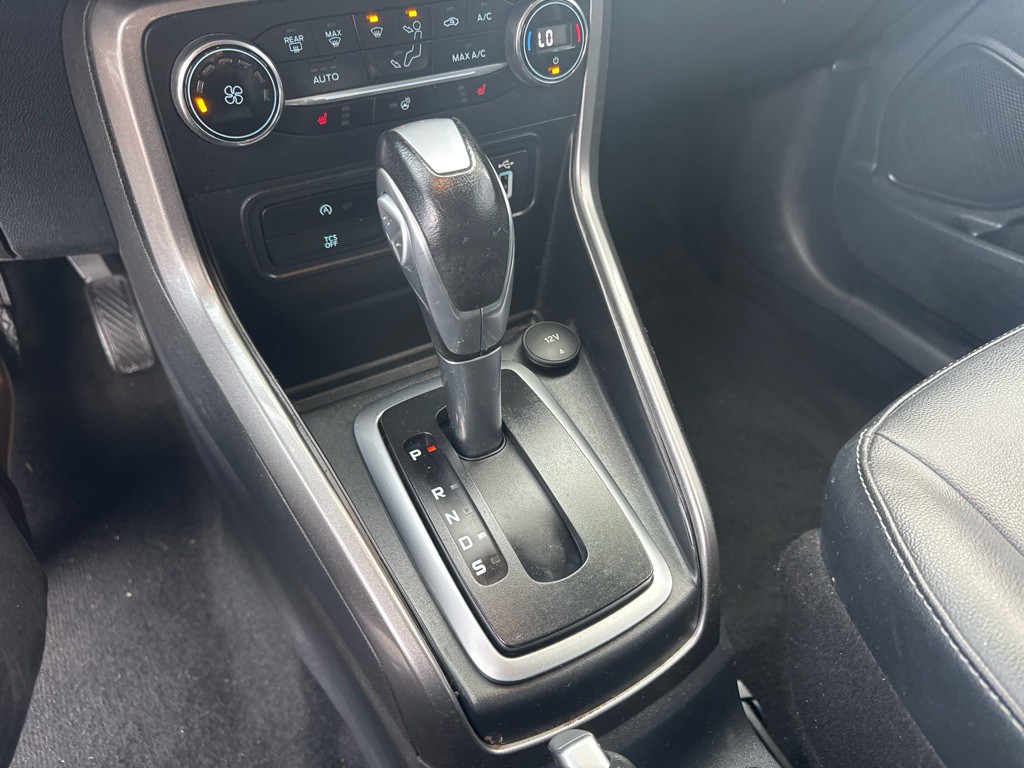 2019 Ford Econoline Image 28