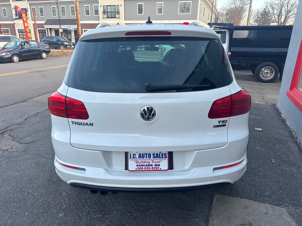 2017 Volkswagen Tiguan Image 6