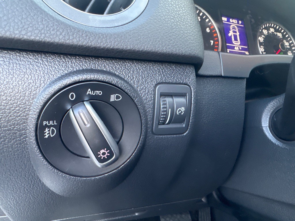 2017 Volkswagen Tiguan Image 37