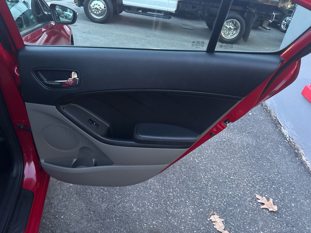 2014 Kia Forte Image 21