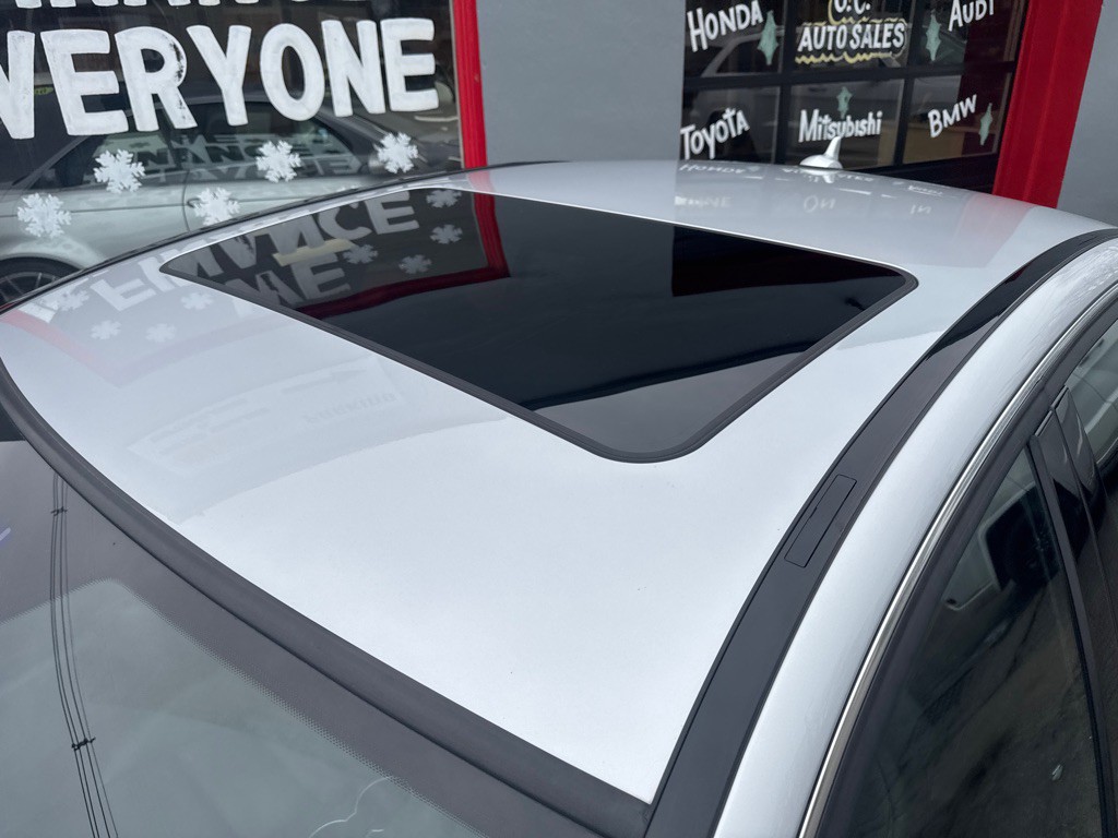 2012 Mercedes-Benz C-Class Image 10