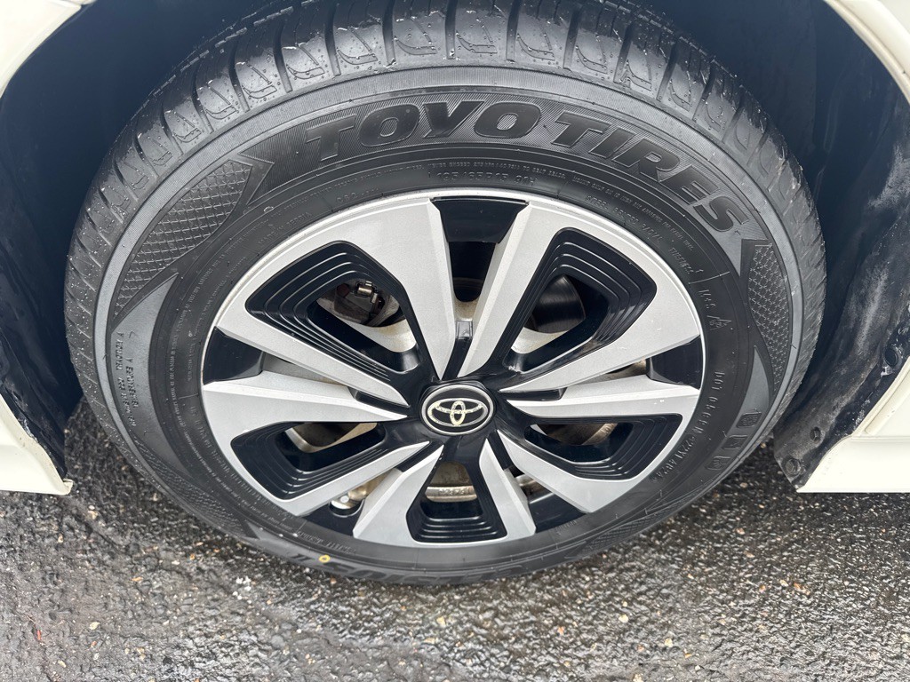 2018 Toyota Prius Image 10