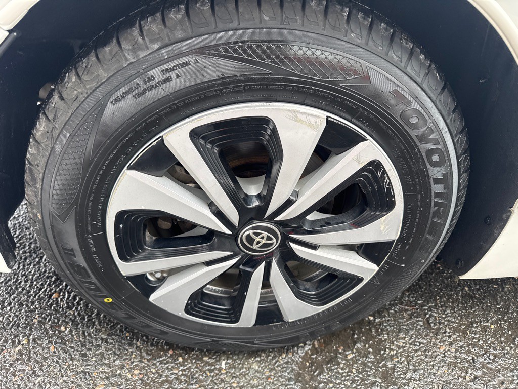 2018 Toyota Prius Image 12