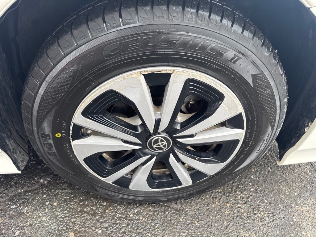 2018 Toyota Prius Image 13