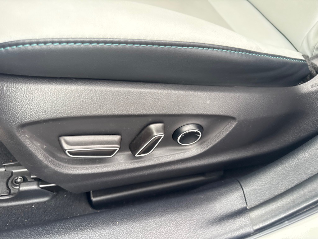 2018 Toyota Prius Image 27