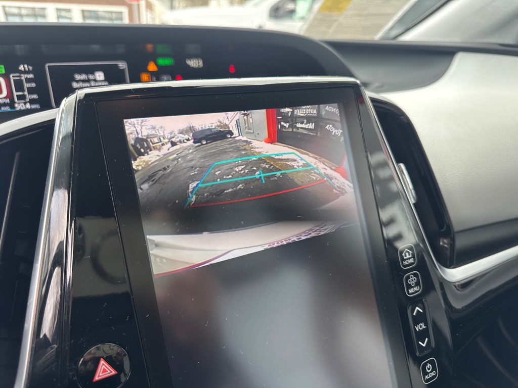 2018 Toyota Prius Image 30