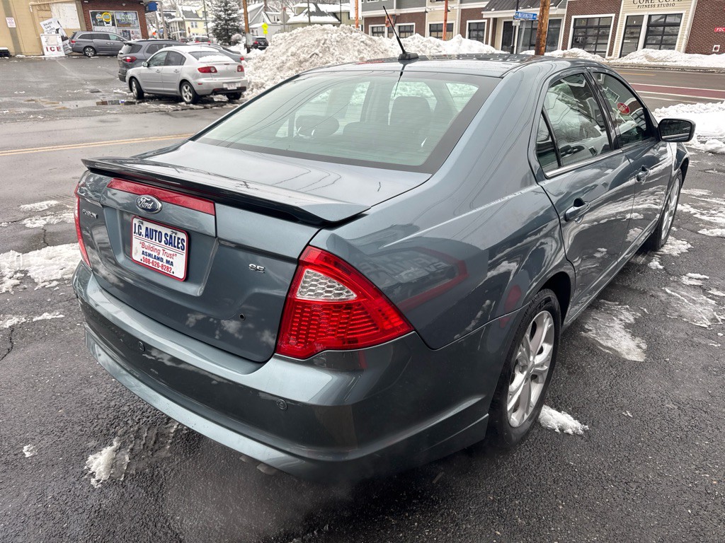 2012 Ford Fusion Image 6