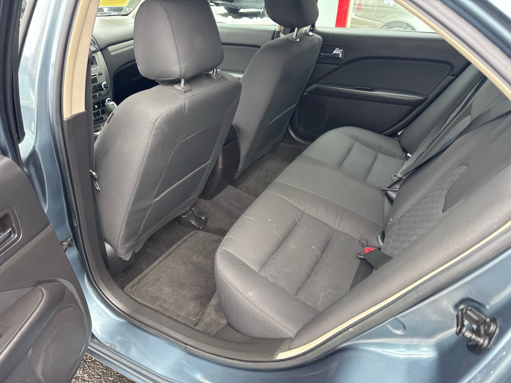 2012 Ford Fusion Image 17