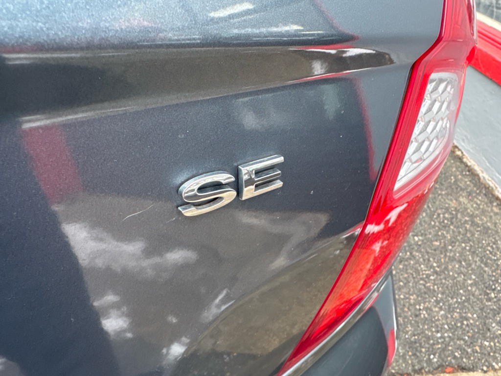 2012 Ford Fusion Image 24