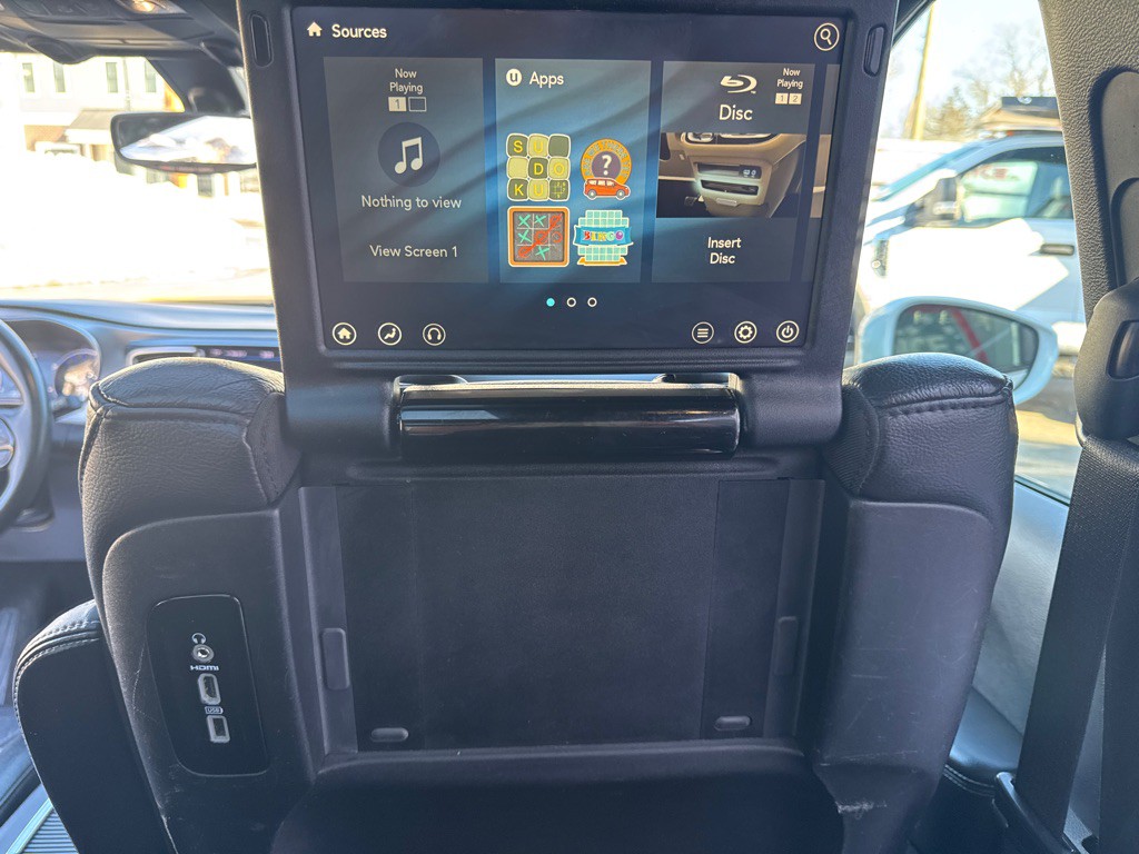 2018 Chrysler Pacifica Image 24