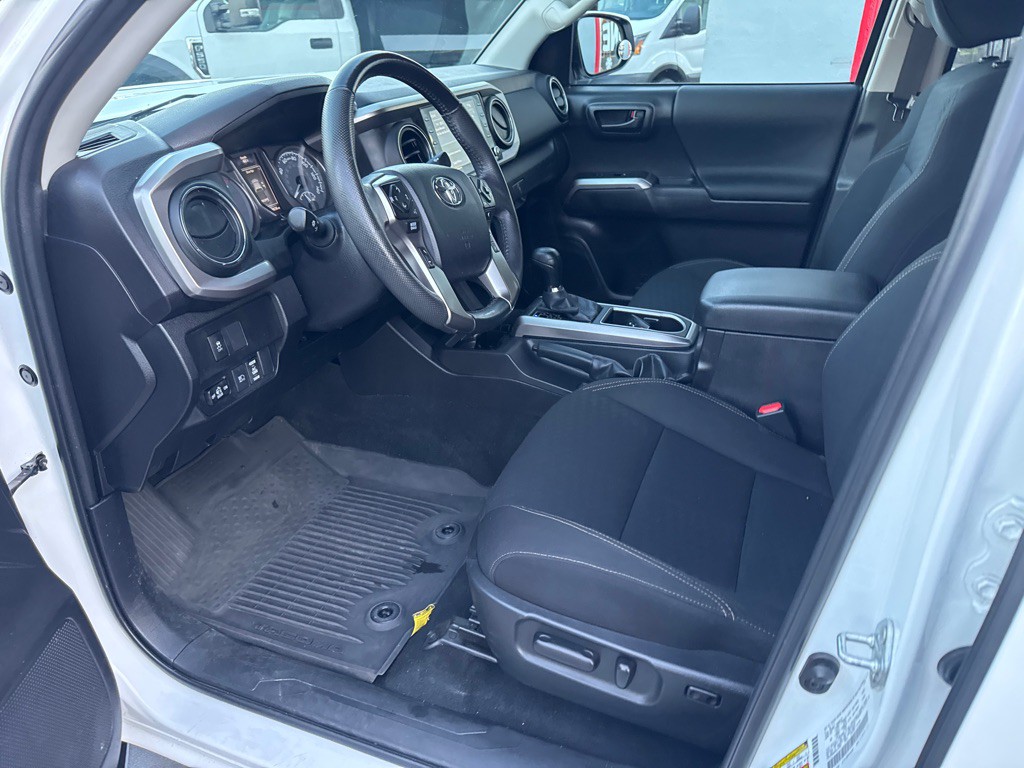 2023 Toyota Tacoma Image 15