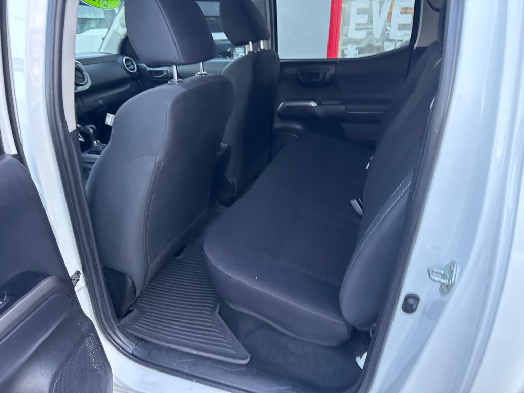 2023 Toyota Tacoma Image 17