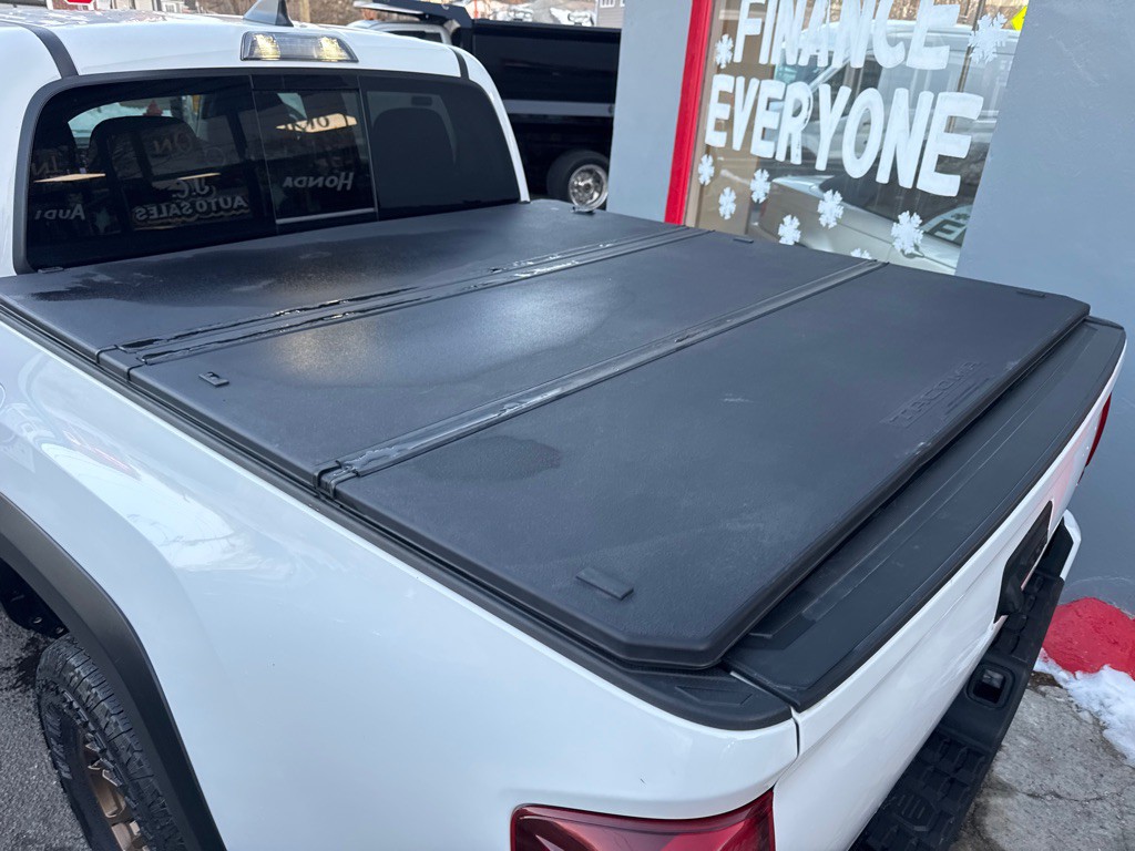 2023 Toyota Tacoma Image 26